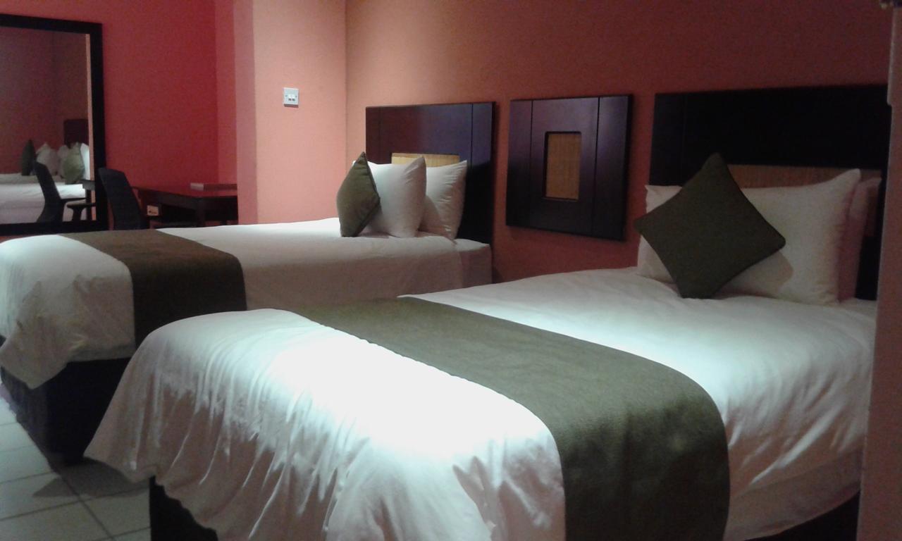 מאון Larissa Hotel מראה חיצוני תמונה