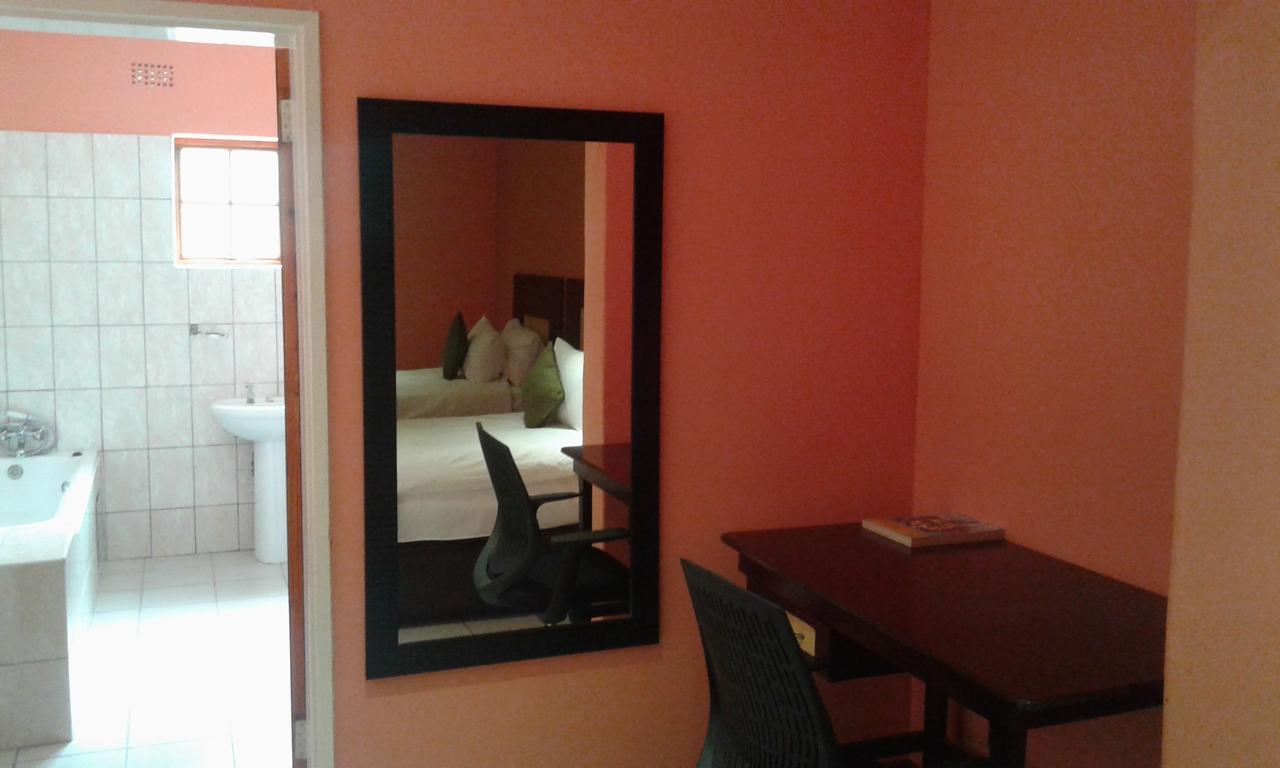 מאון Larissa Hotel מראה חיצוני תמונה