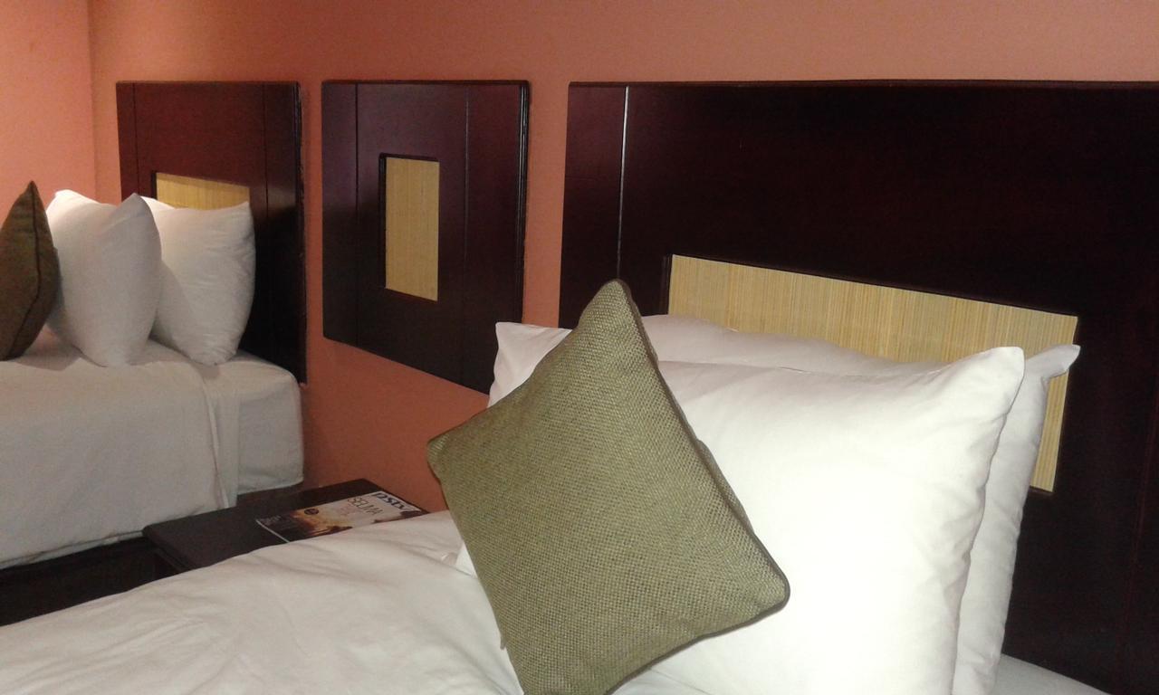 מאון Larissa Hotel מראה חיצוני תמונה